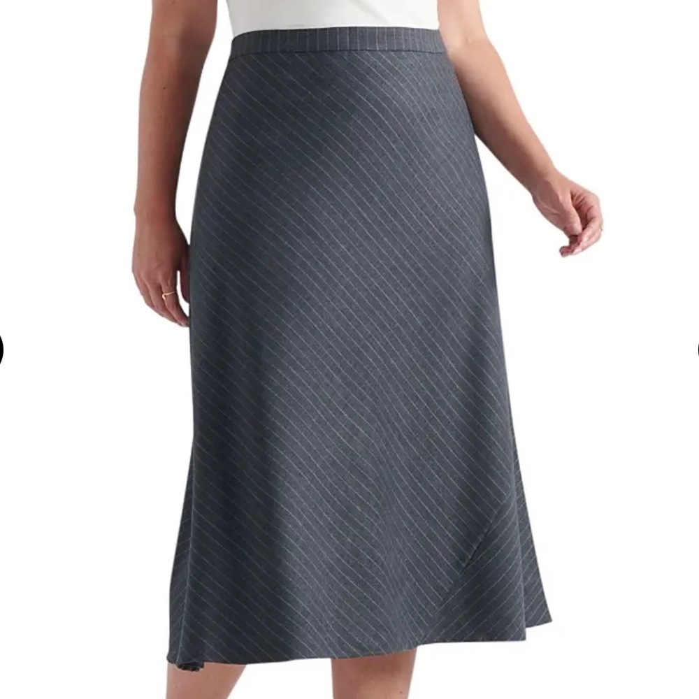 NWT Pari Passu Chase Bias Gray Wool Blend Pinstripe Midi Skirt D18